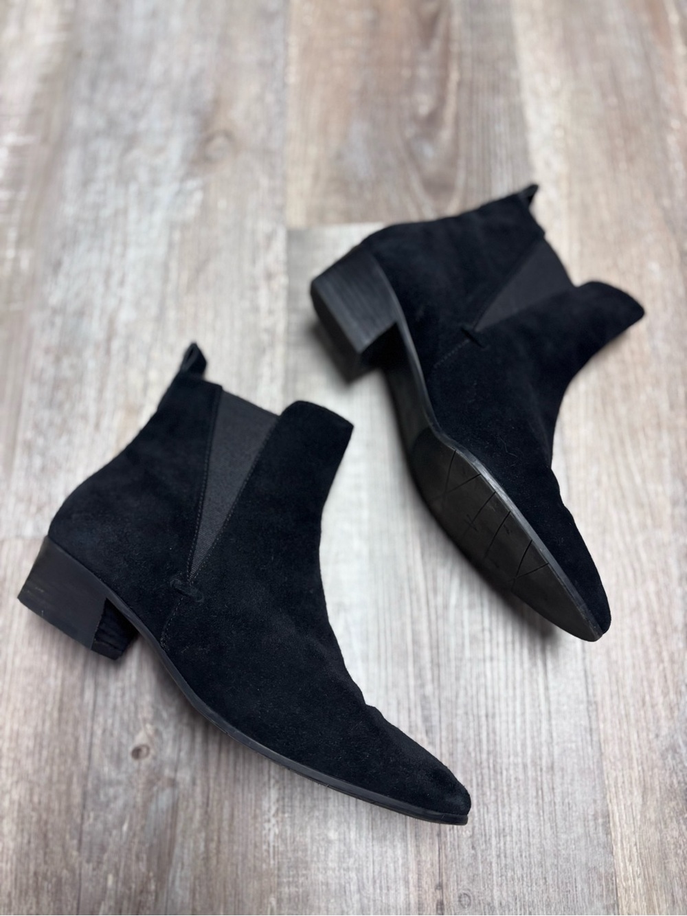 Aquatalia Fausta Black Suede Western Chelsea Ankle Boot - Picture 7 of 9